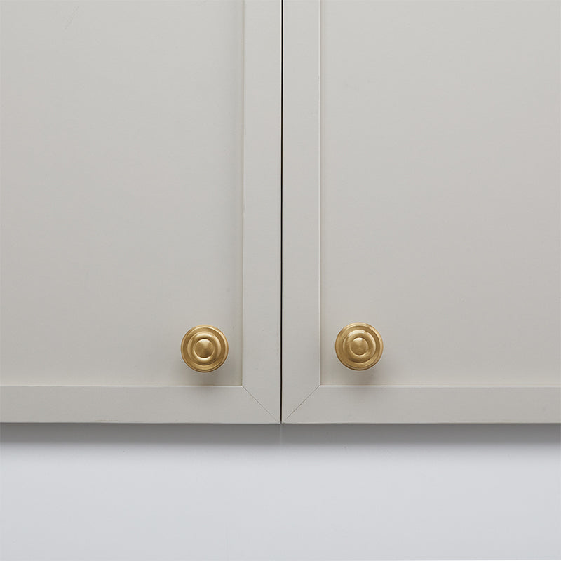 Traditional Brass Spindle Handles & Round Knobs