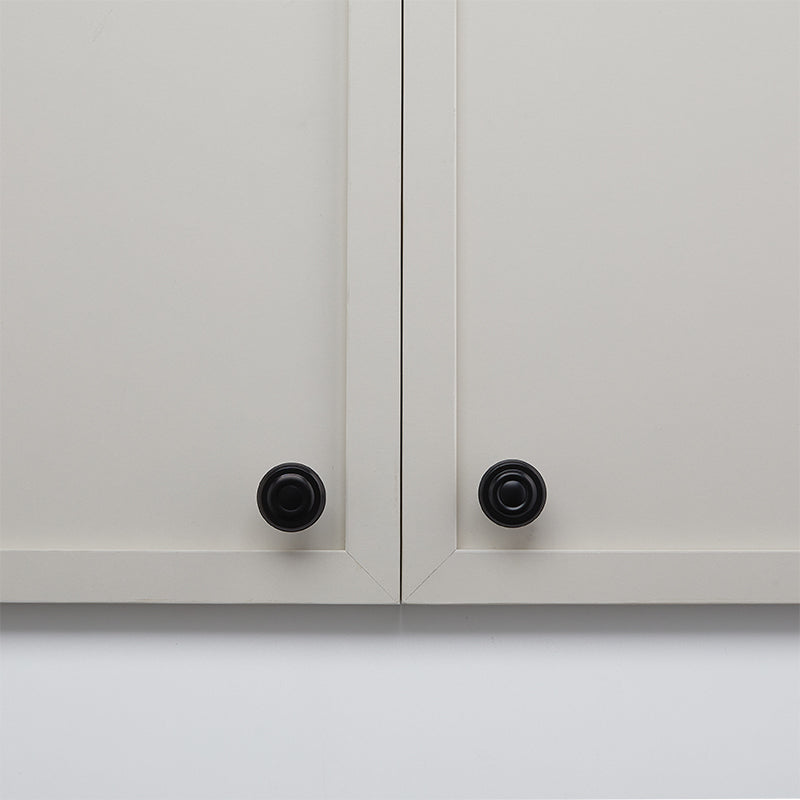 Traditional Brass Spindle Handles & Round Knobs